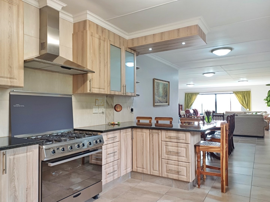 3 Bedroom Property for Sale in Reebok Western Cape